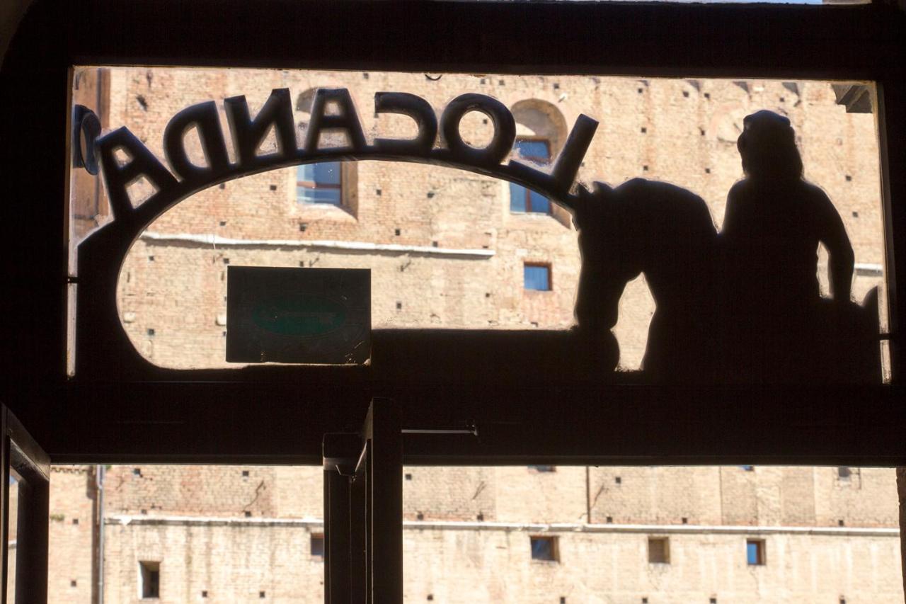 Albergo Locanda Garibaldi Siena Esterno foto